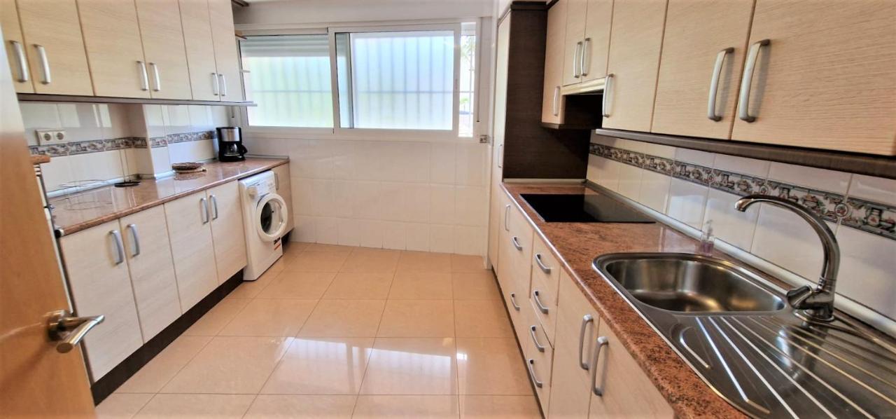 Los Ranchos, B-1º Benidorm Luaran gambar